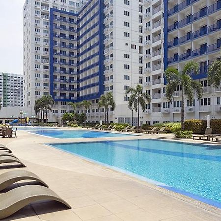 Condodeal At Sea Residences Манила Екстериор снимка
