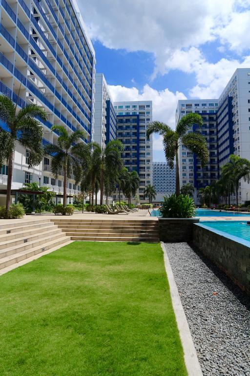 Condodeal At Sea Residences Манила Екстериор снимка