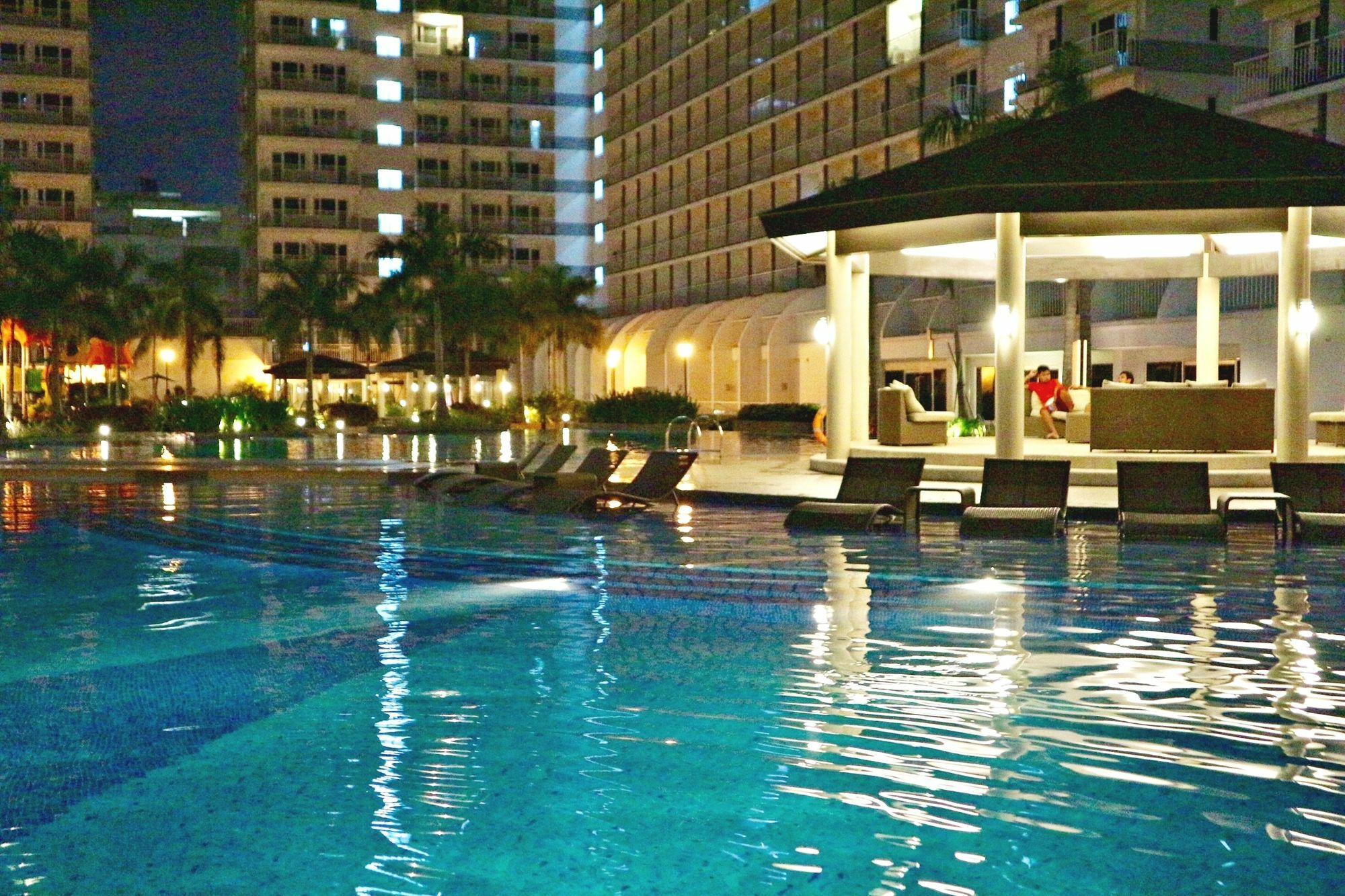 Condodeal At Sea Residences Манила Екстериор снимка
