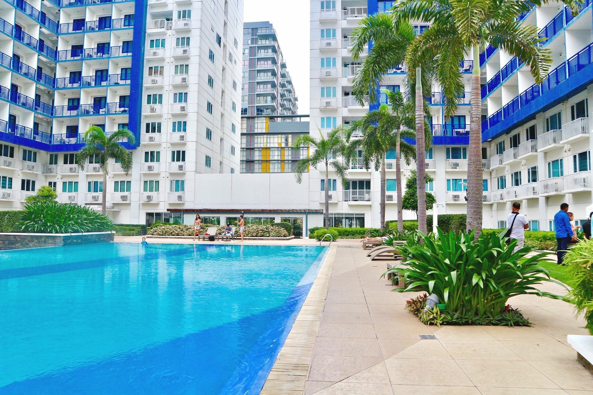 Condodeal At Sea Residences Манила Екстериор снимка